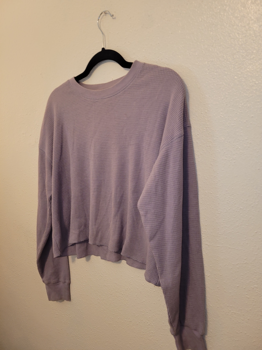Aritzia TNA Oversized Cropped Thermal Crop Top Waffle Knit Small Lilac - Picture 4 of 5